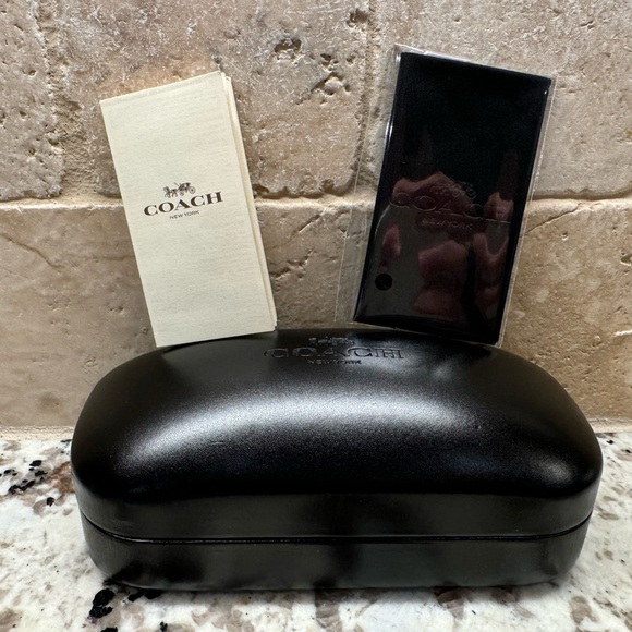 Brand NWOT COACH HC8132 L109 Sunglasses 🕶️ - Picture 8 of 16